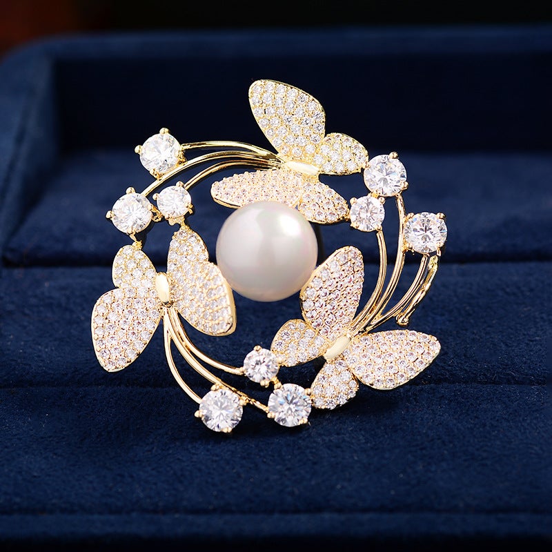 High-End Butterfly Pearl Brooch Niche Design Exquisite Pin Fashion Versatile Coat Sweater Accessories Corsage - Image 2